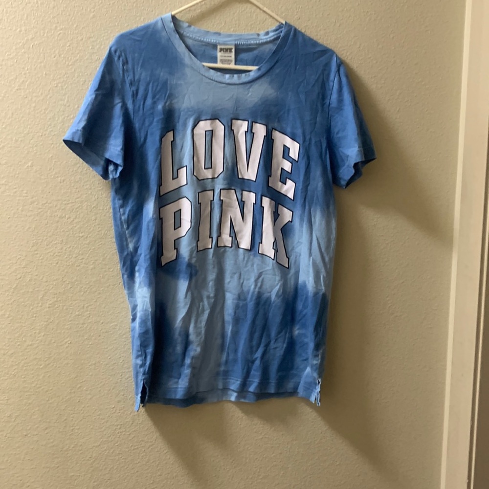 Woman’s PINK Sort Sleeve Shirt